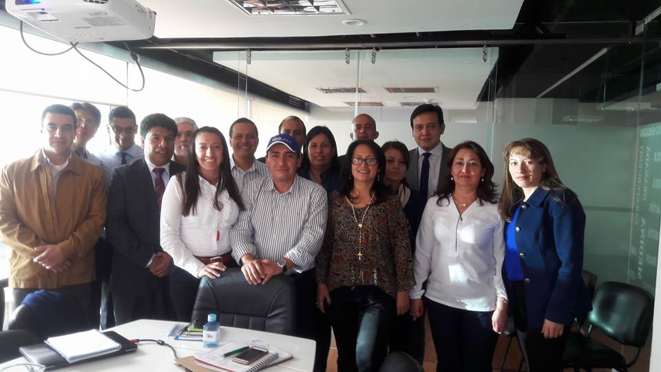 Empresas públicas de Cundinamarca S. A. – ESP – (EPC)., en cabeza de los directivos, le da la bienvenida al Dr Andrés Ernesto Díaz Hernández