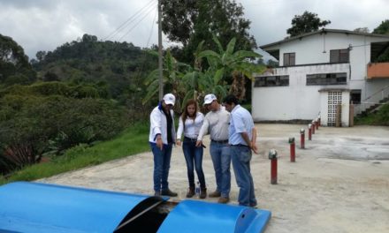 Empresas Públicas de Cundinamarca S.A.E.S.P. (EPC) trabaja arregla y optimiza el tanque de almacenamiento