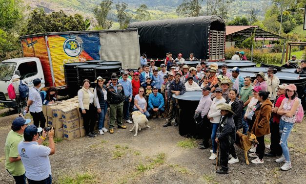Chipaque recibe apoyo inmediato tras emergencia por remoción en masa