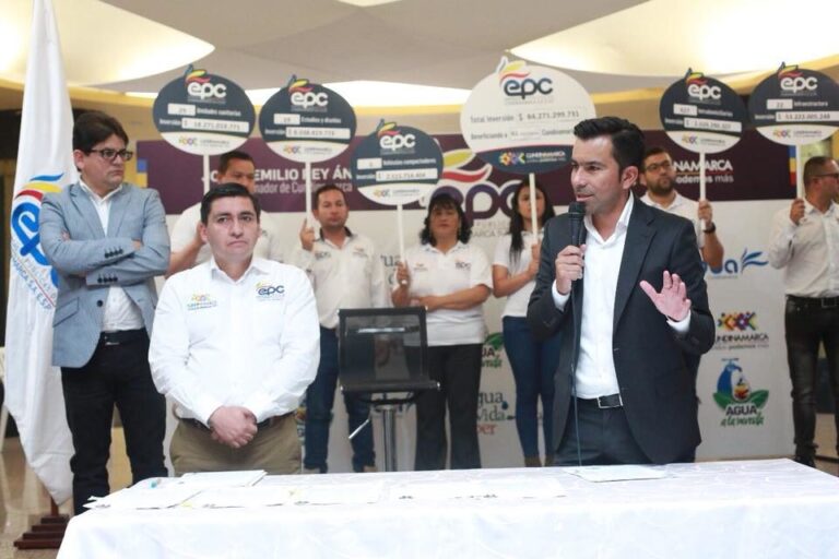 23472696_1560662754009854_366043795861311182_n-960x640