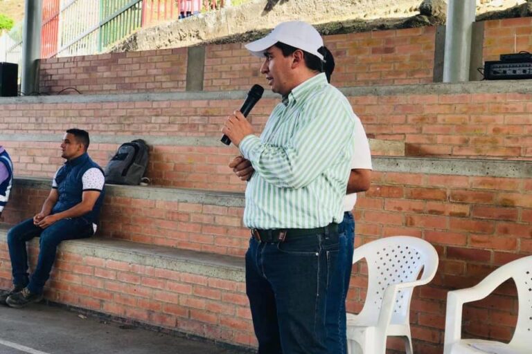 61058900_2306522069423915_1305138195003867136_n-960x640